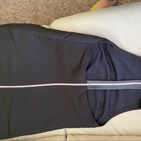 Little black dress - Picture 5 of 11